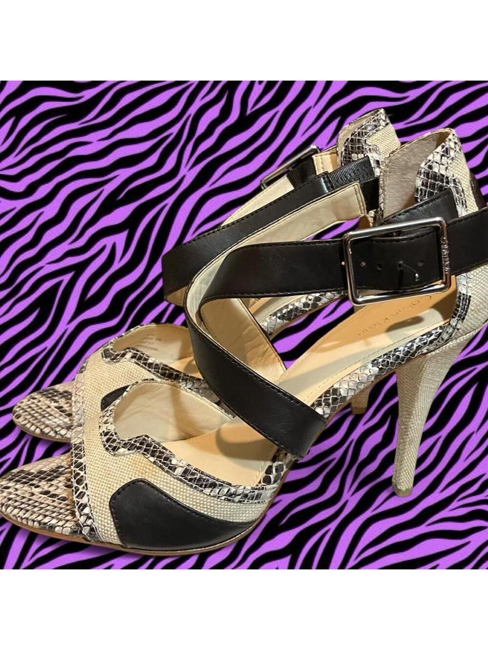 Calvin Klein 'Clqssic Python' pumps. - Picture 5 of 8